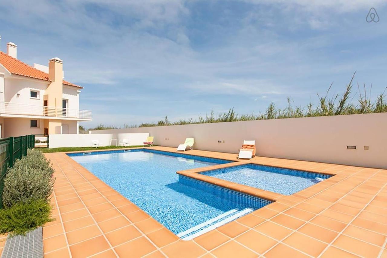 Casa Baleia - Praia E Piscina - 10 Pessoas Феррел Экстерьер фото